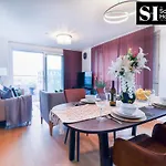 Three Bedroom Apartment At My Saga Homes Short Lets & Serviced Accommodation London Jefferson Plaza